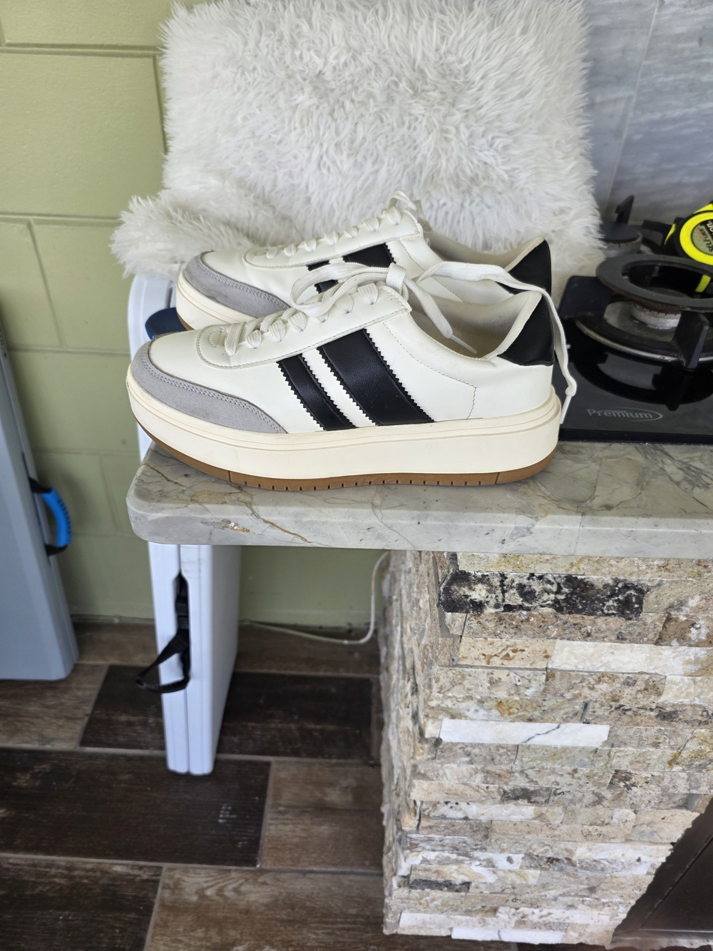Kohl's Cream White Platform Sneakers with Black Stripes